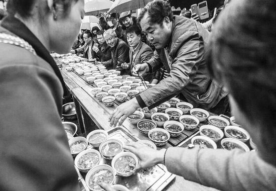 數(shù)百碗岐山臊子